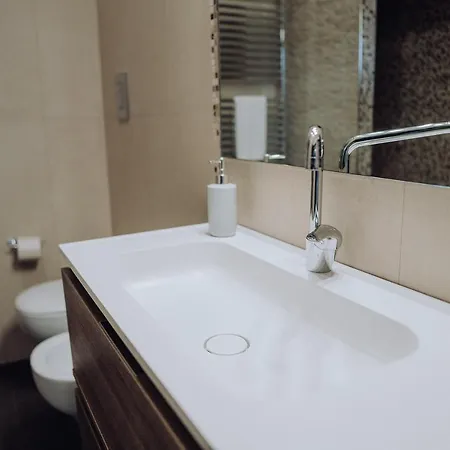 Apartment Dimora Silvia By Monholiday
