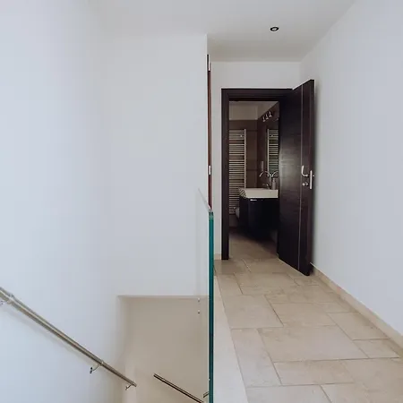 Dimora Silvia By Monholiday Apartmán *